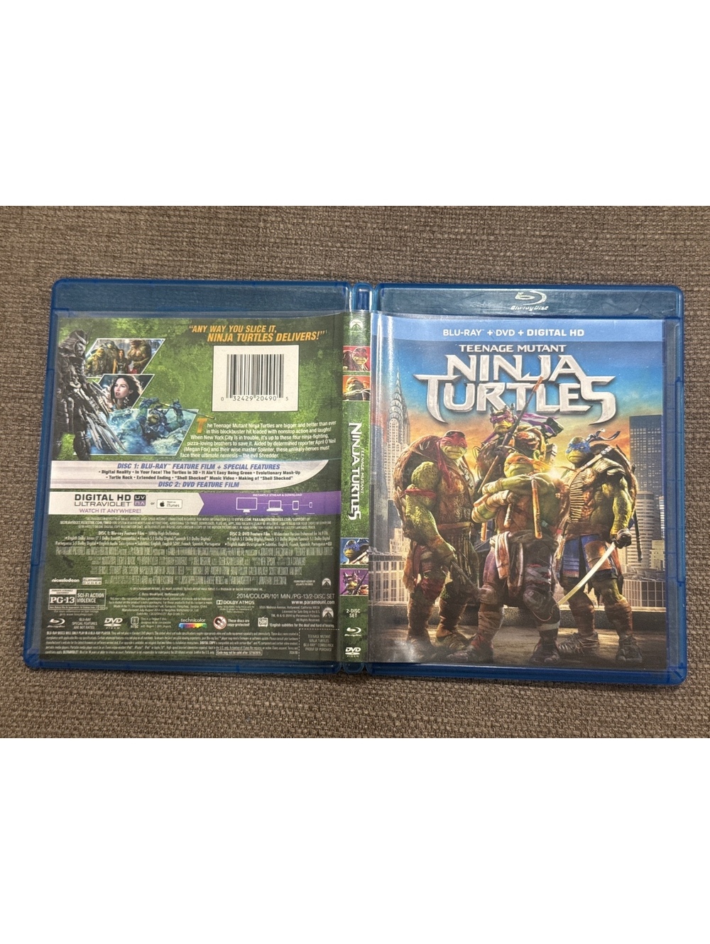 Teenage Mutant Ninja Turtles Blu-Ray + DVD + Digital HD